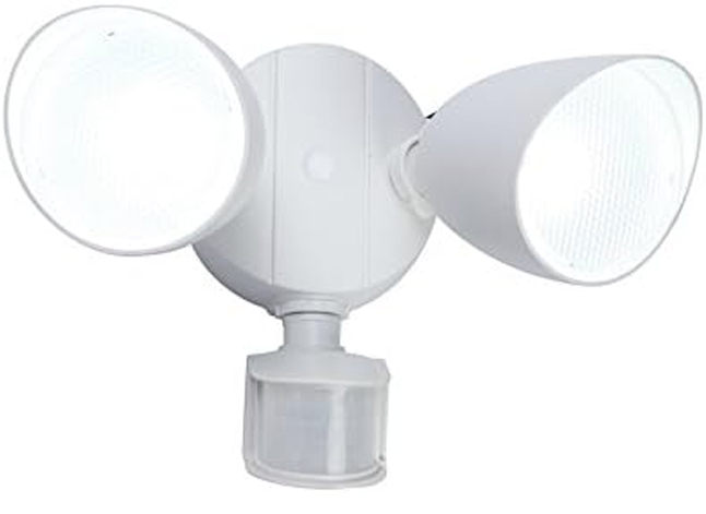 Utilitech flood light 110-Degree